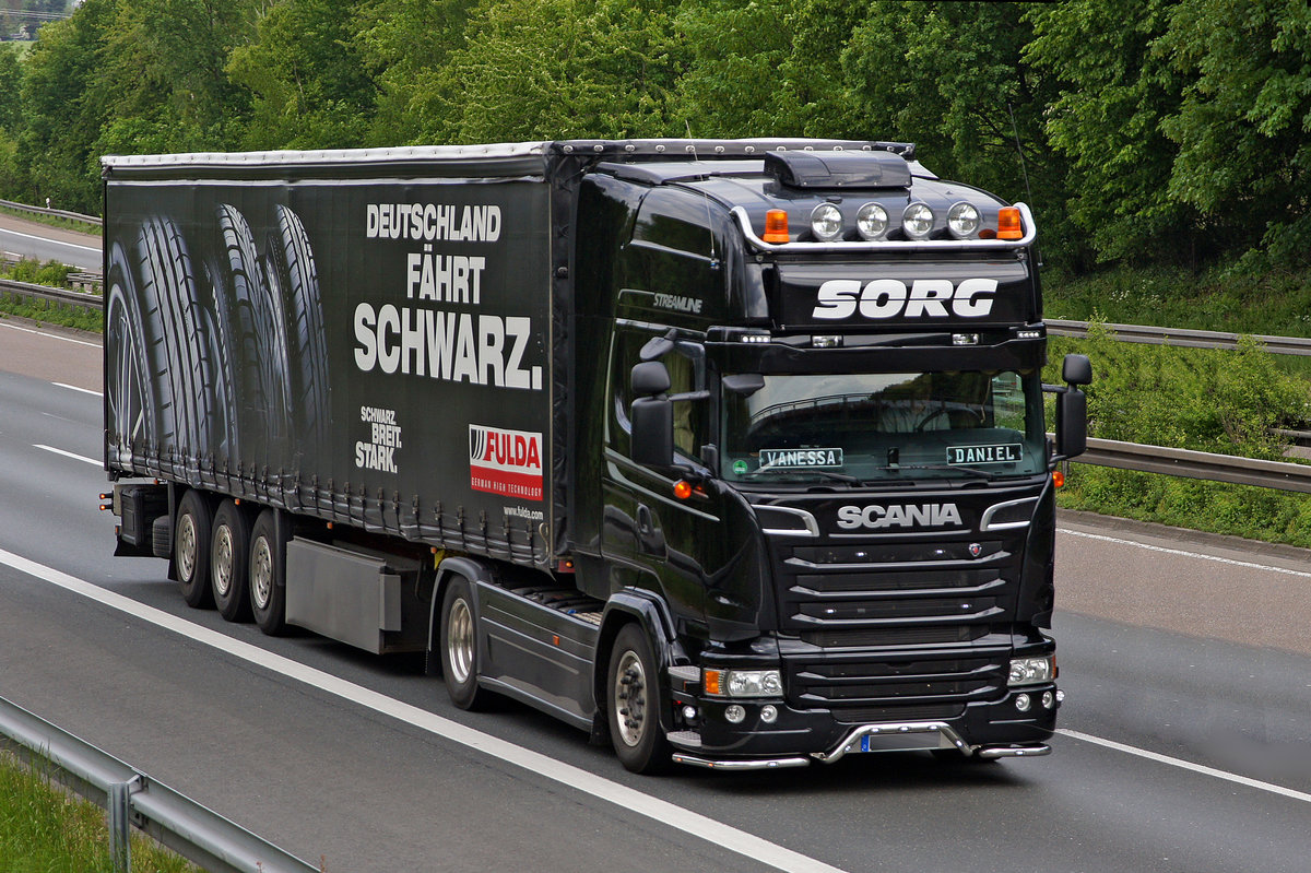 Scania Streamline (Fulda Truck) am 18.05.2016 in Dortmund.
