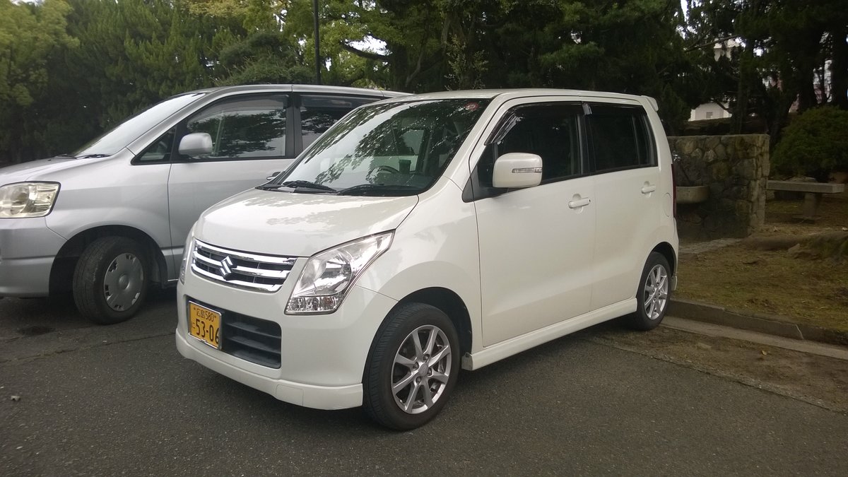 Suzuki Wagon R in Hiroshima, Japan (September 2015)