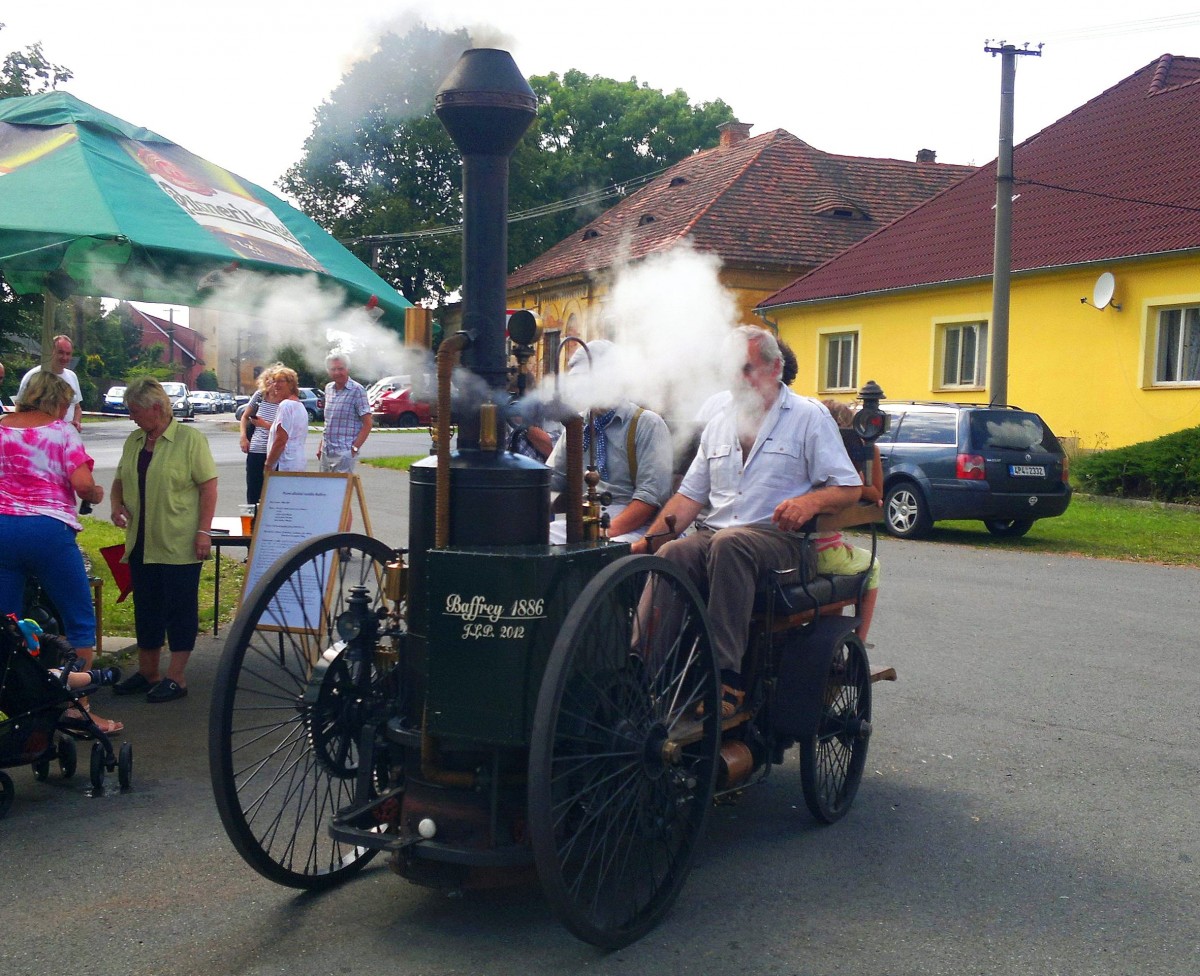 Tschechische Dampf Auto-Designer Ludvik Bafferey 1886. Hlohovice am 2.8.2014.