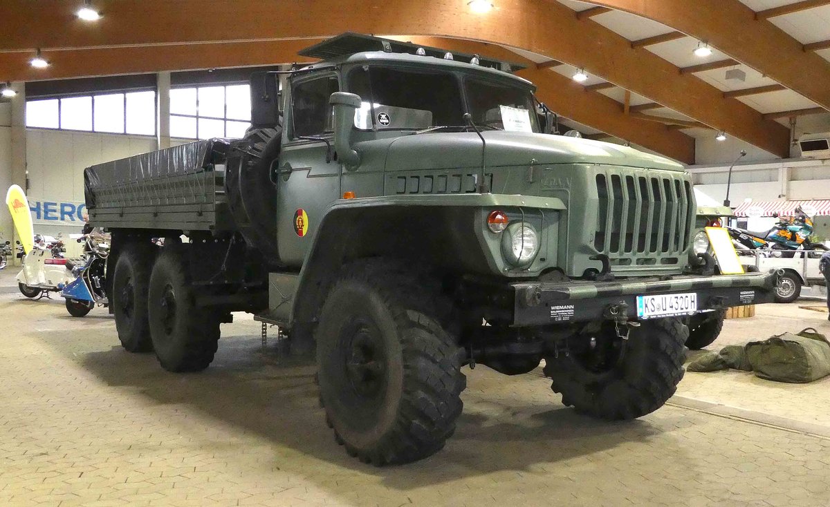=Ural 4320, Bj. 1985, 209 PS, 10830 ccm, Leergewicht 8630 kg, ausgestellt bei der Technorama Kassel im März 2019