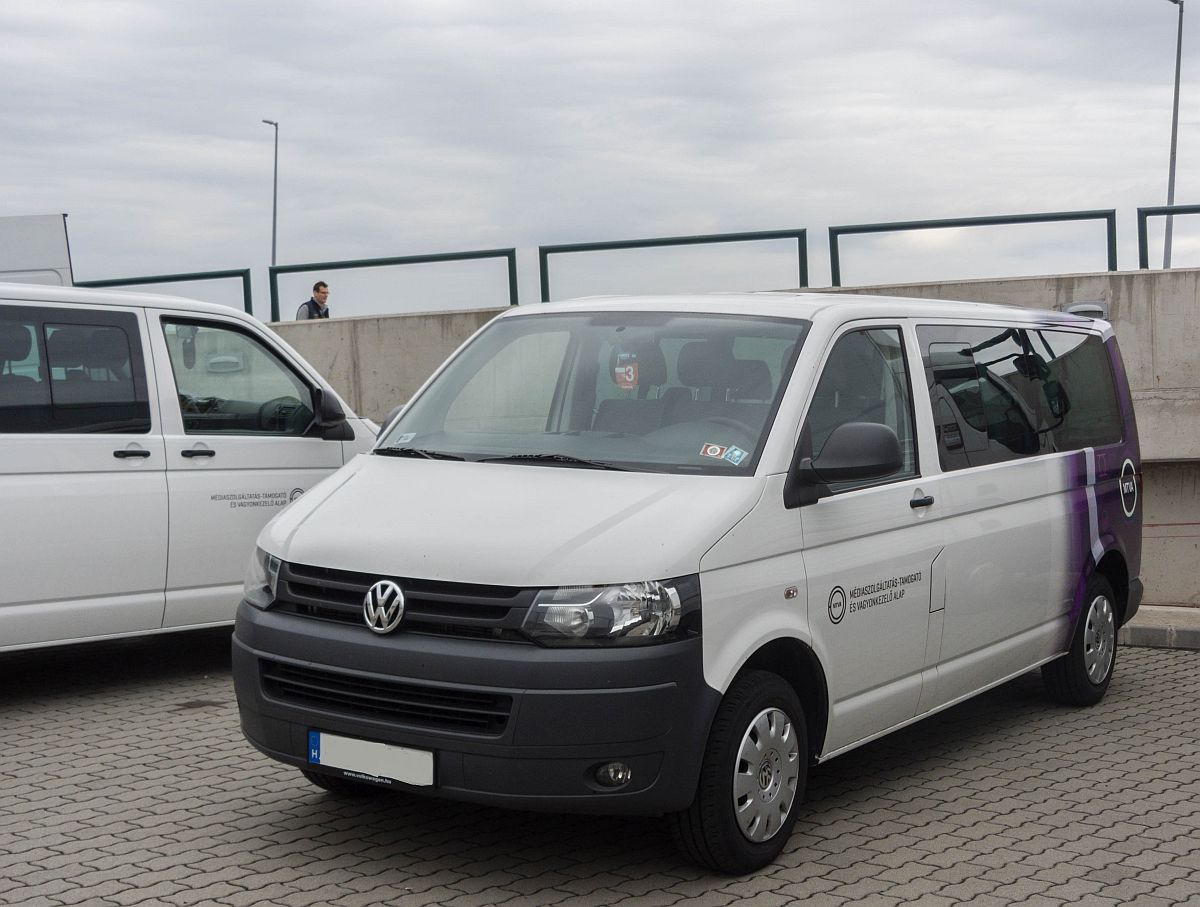 Volkswagen Transporter T5 des ungarischen staatlichen Mediendienstleisters. Foto: 03.05.2015