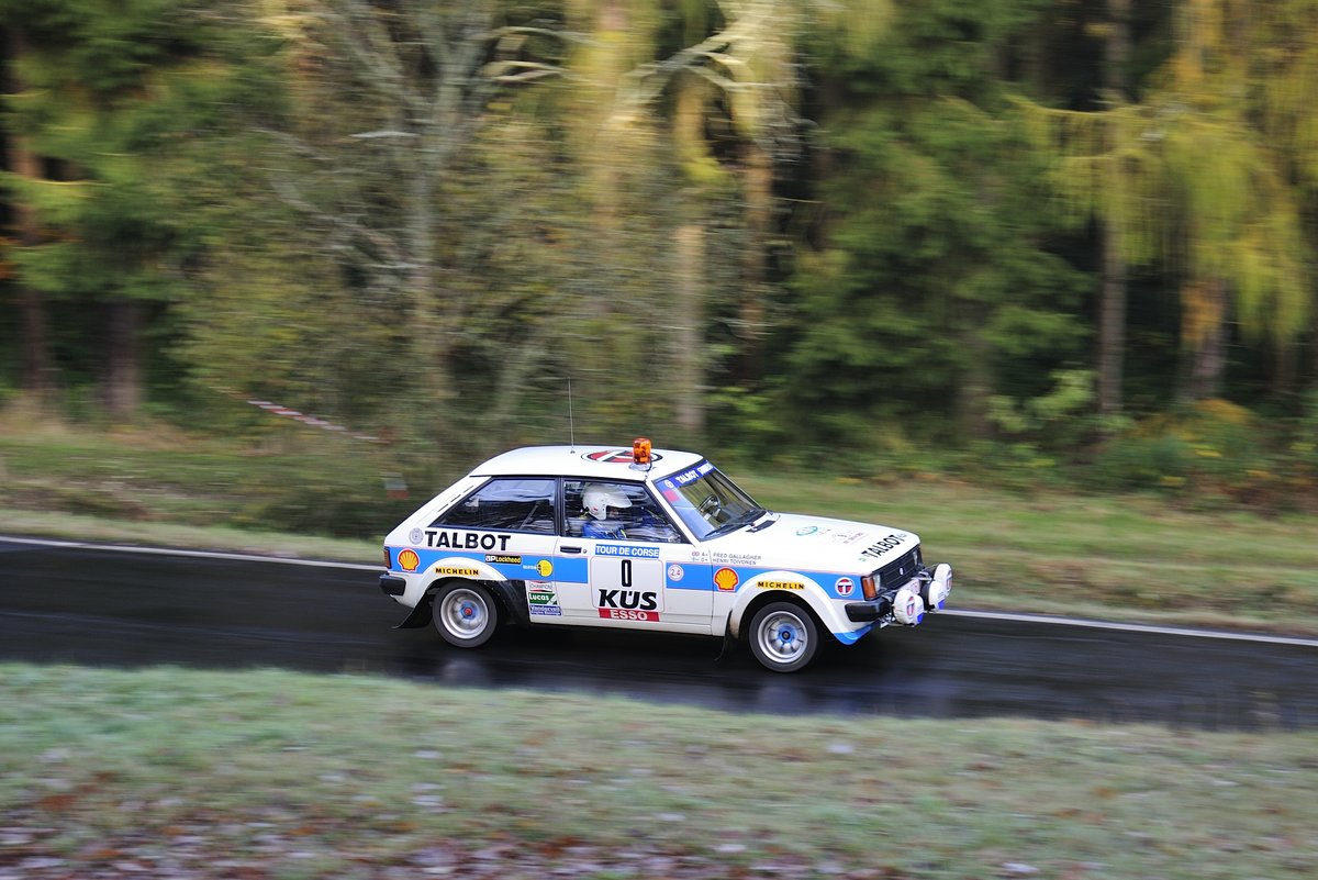Vorwagen 0  Peter Schlömer & Martin Kiefer D / D Talbot Sunbeam Lotus 1982 auf teils noch glaten Asphalt, Youngtimer Rally Köln - Ahrweiler 12.11.2016