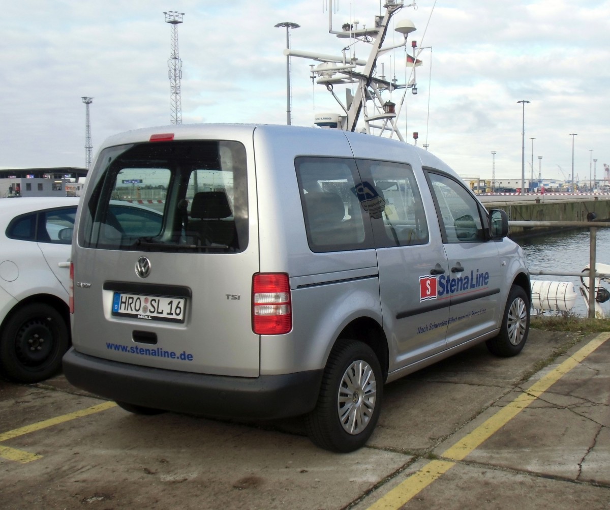 VW Caddy Dienstwagen der Reederei Stena Line in Rostock am 21.11.14