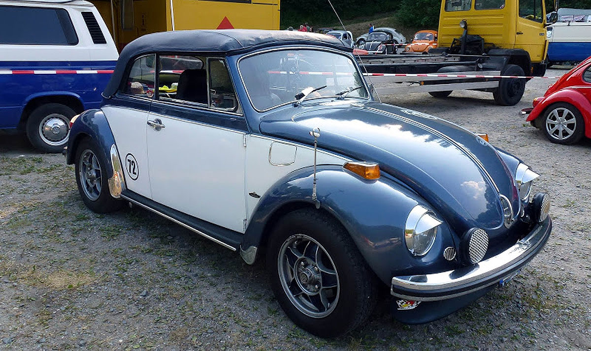 VW Käfer Cabrio war zusehn beim Käfertreffen in Wörth. Foto 06.06.15