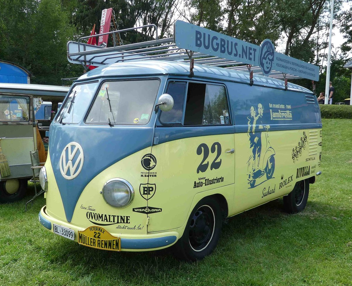 =VW T1 aus der Schweiz steht auf dem Ausstellungsgelände in Bad Camberg anl. LOTTERMANN-Bullitreffen im Juni 2019