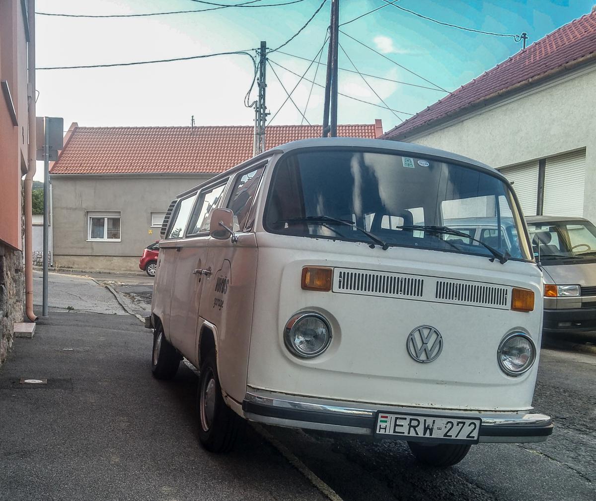VW Transporter T2, aufgenommen in Sommer, 2019 (Pécs-HU)