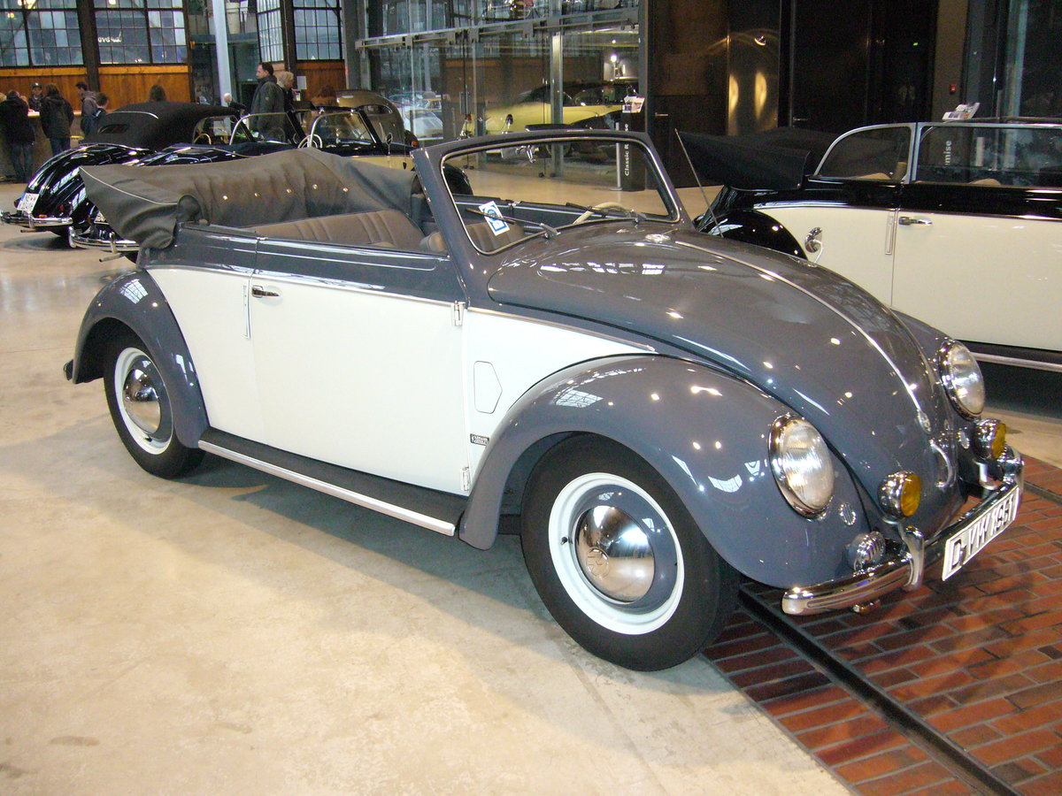 VW Typ 15 aus dem Jahr 1951. VW-Treffen am 25.05.2014 in der Düsseldorfer Classic Remise.