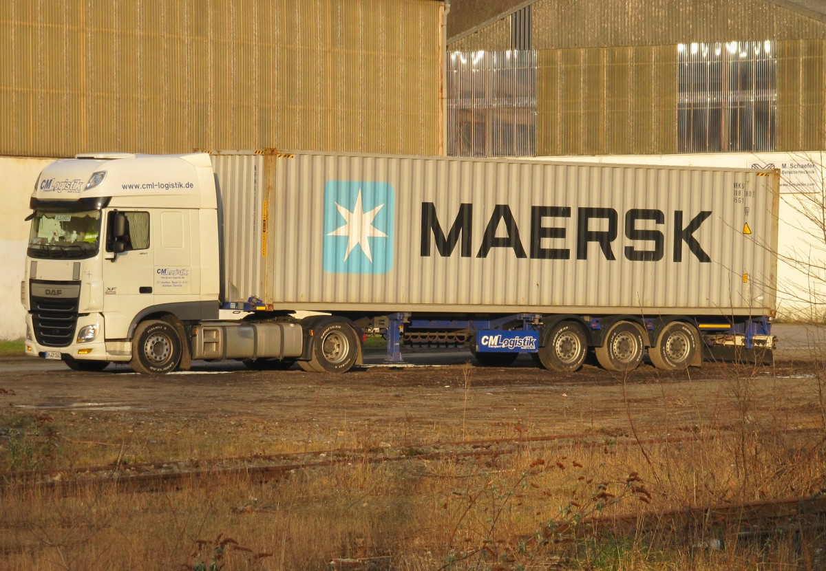 Wochenendruhe im Bereich des Bahnhof Arnsberg am 28.12.2014 für diesen Containertransport