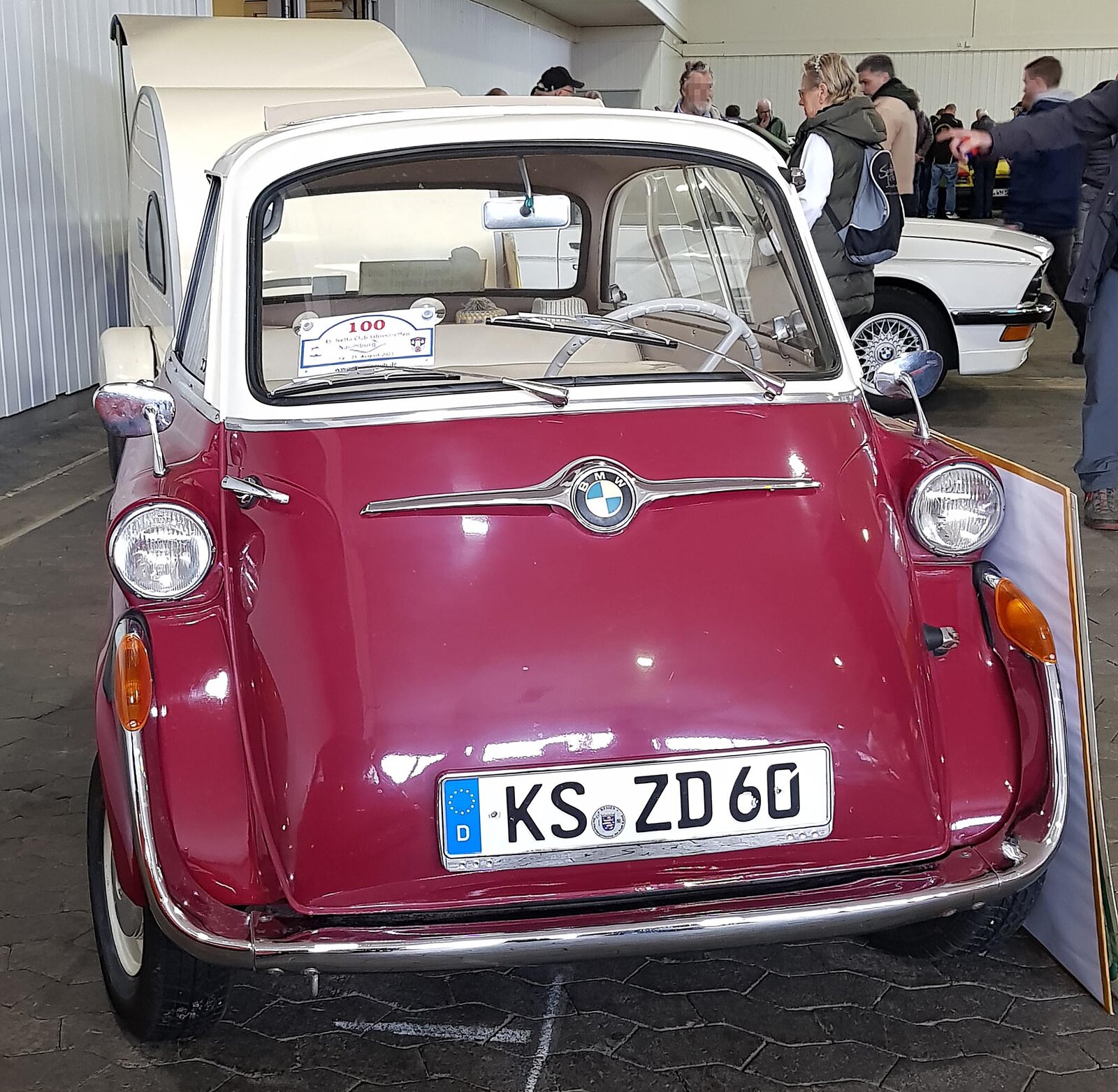 =BMW 600 steht in der Ausstellungshalle der Technorama 2023 in Kassel