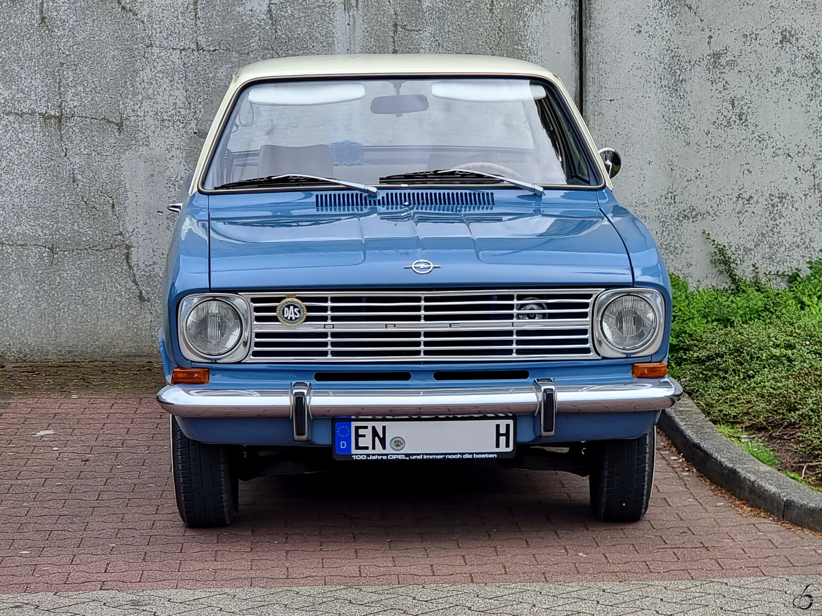 Ende Mai 2023 war dieser Opel Kadett B in Hattingen zu sehen.