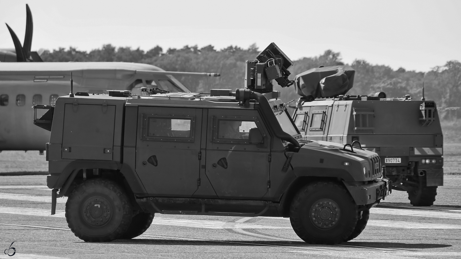 Im Bild leichte taktische Mehrzweckfahrzeuge Iveco LMV (Light Multirole Vehicle) Lynx SPS (Self-Protection System), welche Anfang September 2023 auf dem Flugfeld in Kleine Brogel unterwegs waren.