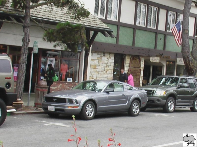 2005er Ford Mustang Coupe, aufgenommen am 27. Juli 2007 in Carmel by the Sea / Kalifornien / USA.