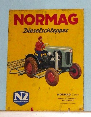 Alte Normag Werbetafel aus meiner Sammlung.
Fahre selbst einen Hatz TL 18 ( nur 240 stk.)

Dieser Traktor als Foto folgt.