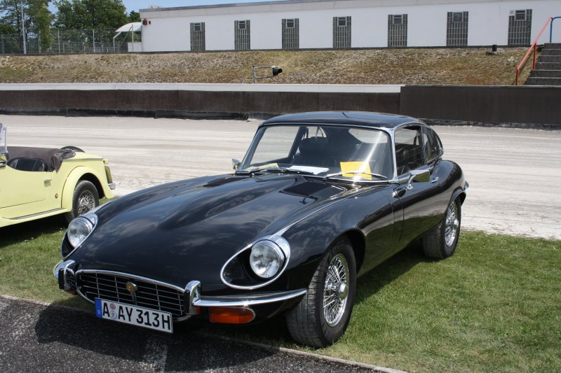 Auch in Augsburg am Gelnde: Jaguar E-Type (14.06.09)