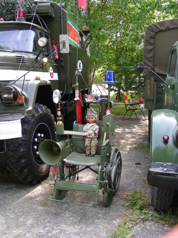 Auch die Veteranen haben es wieder geschafft zum 7. Internatinalen Ostblock Fahrzeugtreffen nach Ptnitz zu kommen 04.07.2008