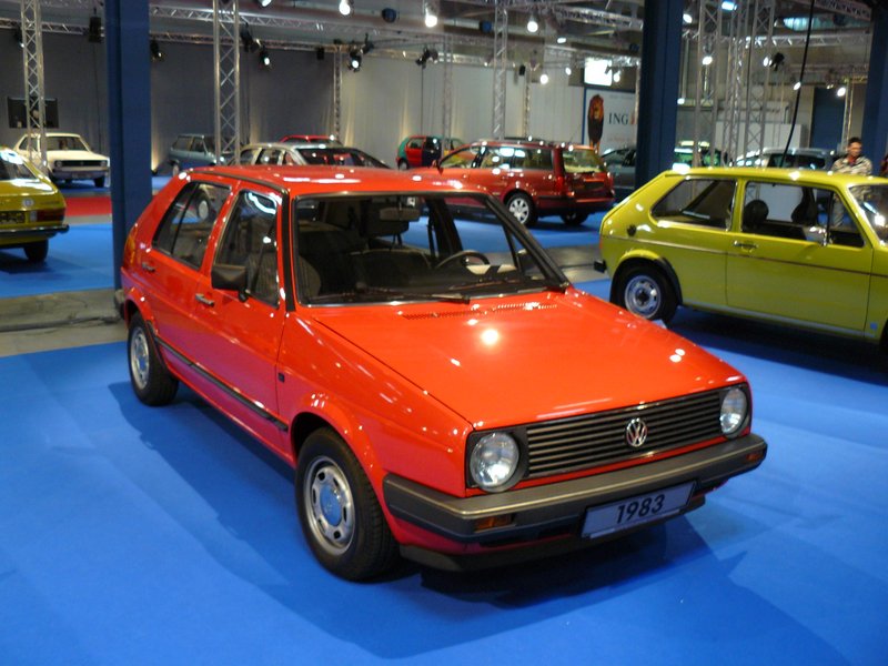 Der erste in Serie gebaute Golf II, war auch bei  60 Jahre VW in Luxemburg , ausgestellt am 04.10.08. 