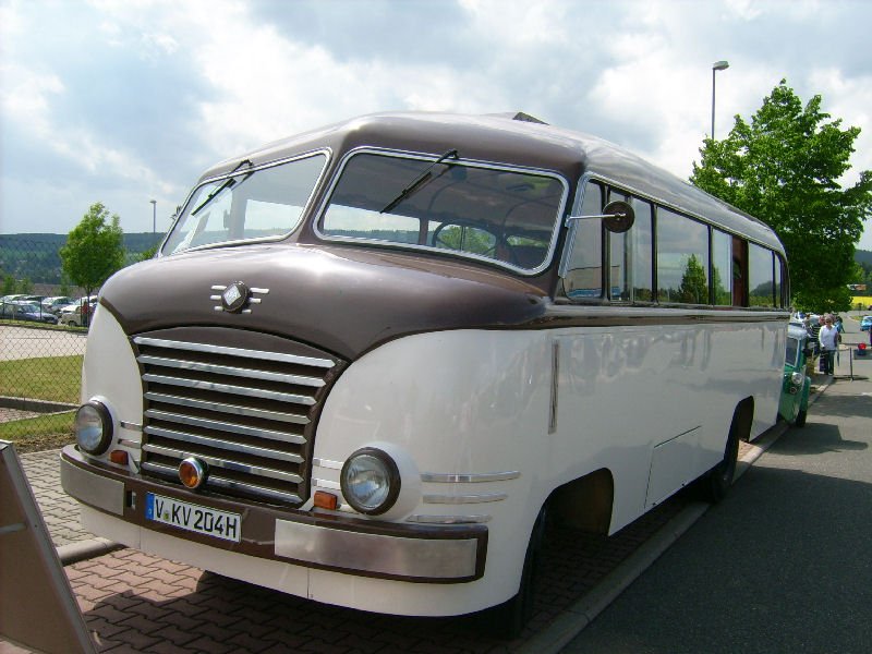 Dieser H3A Bus nahm ebenfalls am Oldtimertreffen in Auerbach Rebesgrn teil