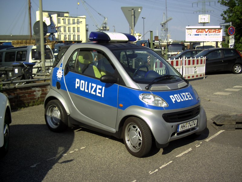 ein Streifenwagen der Wasserschutzpolizei in Hamburg