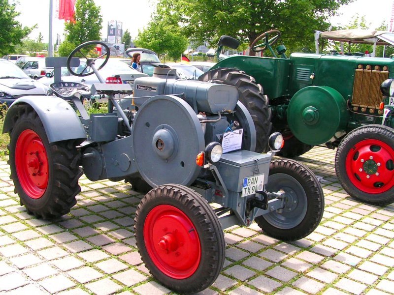 FENDT-F18, Bj1940, 16PS bei der Oldtimer-Traktorenausstellung in Pfarrkirchen; 08052