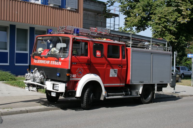 Feuerwehr Essen
2/40  E 8334
Iveco Magirus 90-16 AW
LF 16 TS