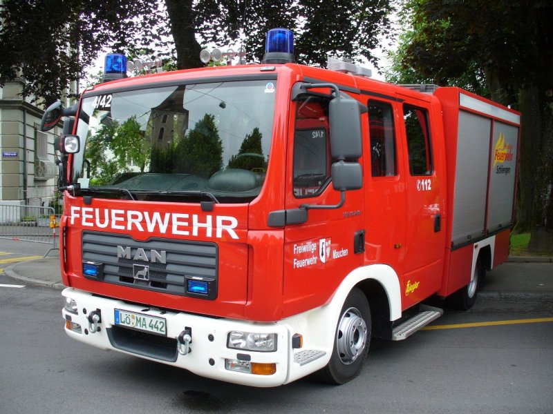 Freiwillige Feuerwehr Mauchen - MAN TGL 10.210  L.MA 442 zu Besuch in Nidau (Schweiz) am 31.05.2008
