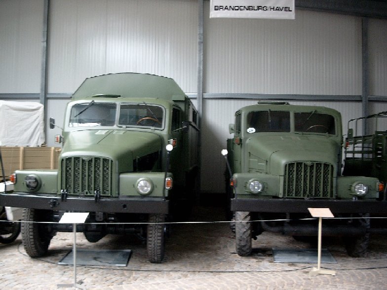 G5 Werstattwagen und G5 Tankwagen im schs. Nutzfahrzegmseum Hartmannsdorf