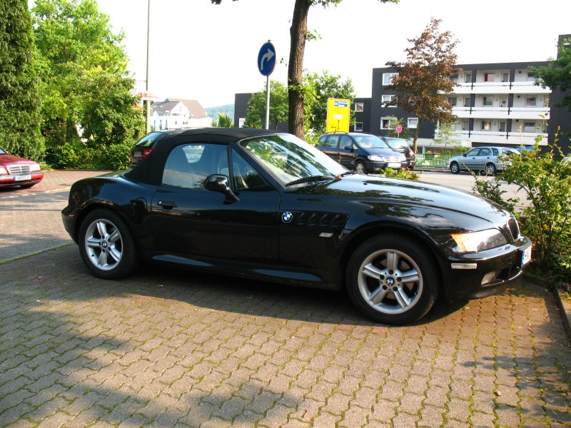 Hier zusehen ein BMW Z4 gesehen in Bad Driburg am 20.06.07.