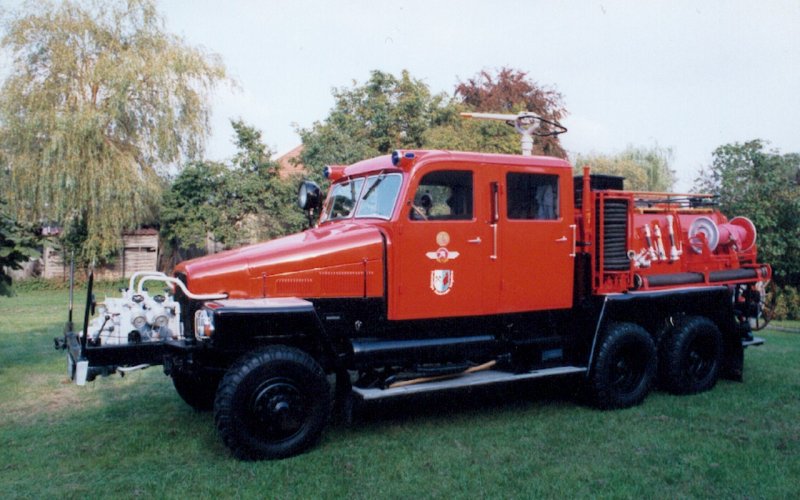 IFA G5 / TLF15 (Feuerwehr Torgelow)
Baujahr: 1953 
Feuerlschgertewerk Jhstadt/Sachsen