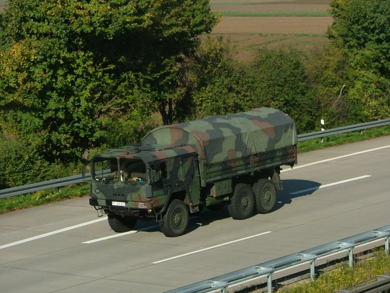 MAN KAT der Bundeswehr (20.10.09, Bensheim).