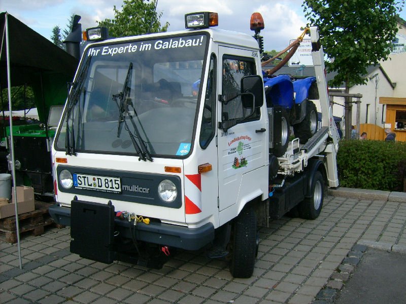 Multicar M26 Absetzkipper eines rtlichen GaLa Baubetriebes beim 11.Bulldogtreffen in Burkhardtsdorf