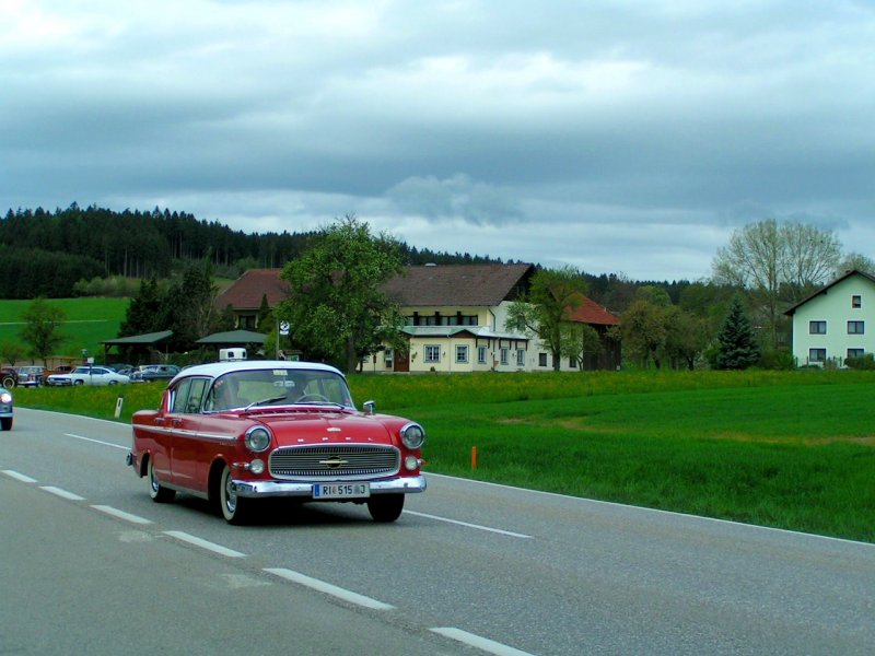 Opel KAPITN bei der Oldtimerausfahrt in Neuhofen/Innkr.; 080501