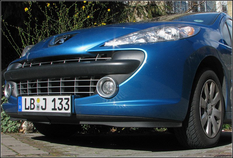 Peugeot 207: Das neue Haifischmaul-Gesicht aus der Froschpersepektive. 18.02.2008 (Jonas)