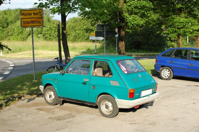 Polski-FIAT 126 im Juni 09 in Unterfring