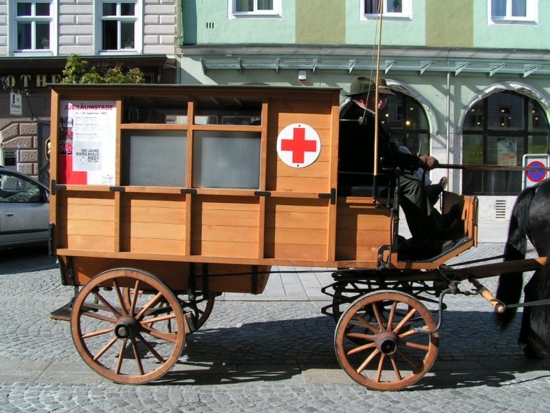 ROT-KREUZ-Kutsche anlsslich  100 Jahre Rotes Kreuz Ried ; 070921