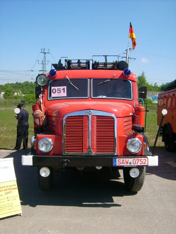 S4000-1 Lschfahrzeug beim Oldtimertreffen in Werdau