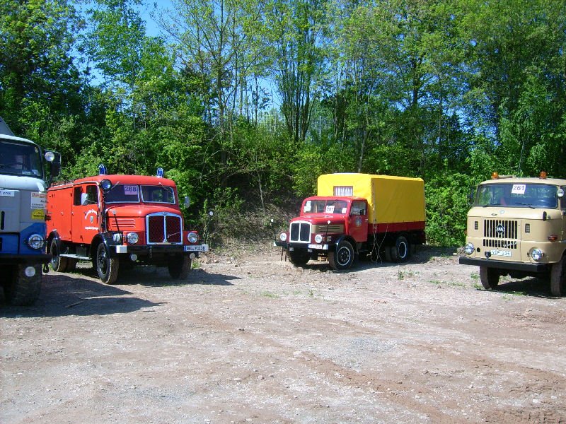 S4000 Feuerwehr und Pritsche beim Oldtimertreffen in Werdau
