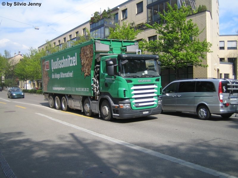 Scania R470 10x4*6 von Baumgartner+Sohn AG mit Hackschnitzel Container fr Holzpelletsheizungen am 20.4.09 in Winterthur bei der Theaterstrasse.