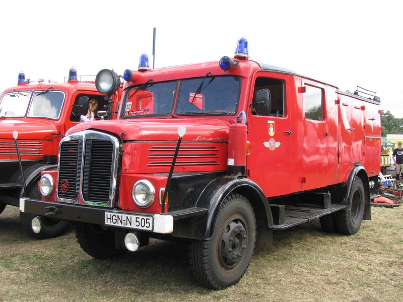 Schlauchwagen S 4000-1 LF16 TS) der Feuerwehr aus dem ehem. Kreis Hagenow beim 8. Oldtimertreffen Hagenow 30.08.2009