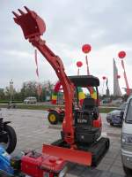 Kipor KDC 15 Kleinbagger, ausgestellt auf der  China WCAM 2011  in Shouguang, 6.11.11    Technische Daten findet man hier: