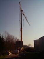 Dieser Kran stand an einer Baustelle in Warmsen.Fotografiert am 30.03.2009
