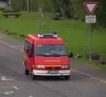 Ford Transit der Feuerwehr Überherrn Löschbezirk Felsberg unterwegs zum Einsatzort.