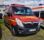 =Opel Movano der Feuerwehr GELSENKIRCHEN steht auf dem Parkplatzgelände der RettMobil 2022 in Fulda, 05-2022