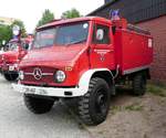 =Unimog als Feuerwehrfahrzeug der Feuerwehr Friedewald-Lautenhausen, ausgestellt beim  Roten Sommer  2018 in Fulda.