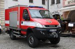 Dieser nagelneue IVECO Feuerwehrwagen stand heute am 12.06.2016 auf dem Marktplatz in Cesky Krumlov.