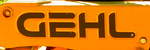Gehl, Schriftzug am Kompaktlader der US-amerikanischen Firma Gehl Company, baut Lader und Baufahrzeuge, gehrt seit 2008 zu Manitou S.A., Okt.2017