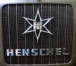 HENSCHEL, LKW-Khler mit Logo und Schriftzug, der bedeutende Maschinen-und Fahrzeugbaukonzern in Kassel baute u.a.