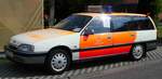 =Opel Omega A als ehemaliges Einsatzfahrzeug der Feuerwehr Rüsselsheim, ausgestellt beim  Roten Sommer  2018 in Fulda. Die zweitägige Veranstaltung  Roter Sommer  erinnert an die Bedeutung der vielen Hilfsorganisationen. Mai 2018