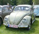 =VW Käfer  Ovali  steht auf dem Ausstellungsgelände in Bad Camberg anl.