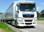 Juli 2012/  MAN TGX vom Logisticer Janen im Sauerland gesehen..