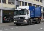 Mercedes Actros Müllwagen unterwegs in Nidau am 20.09.2014